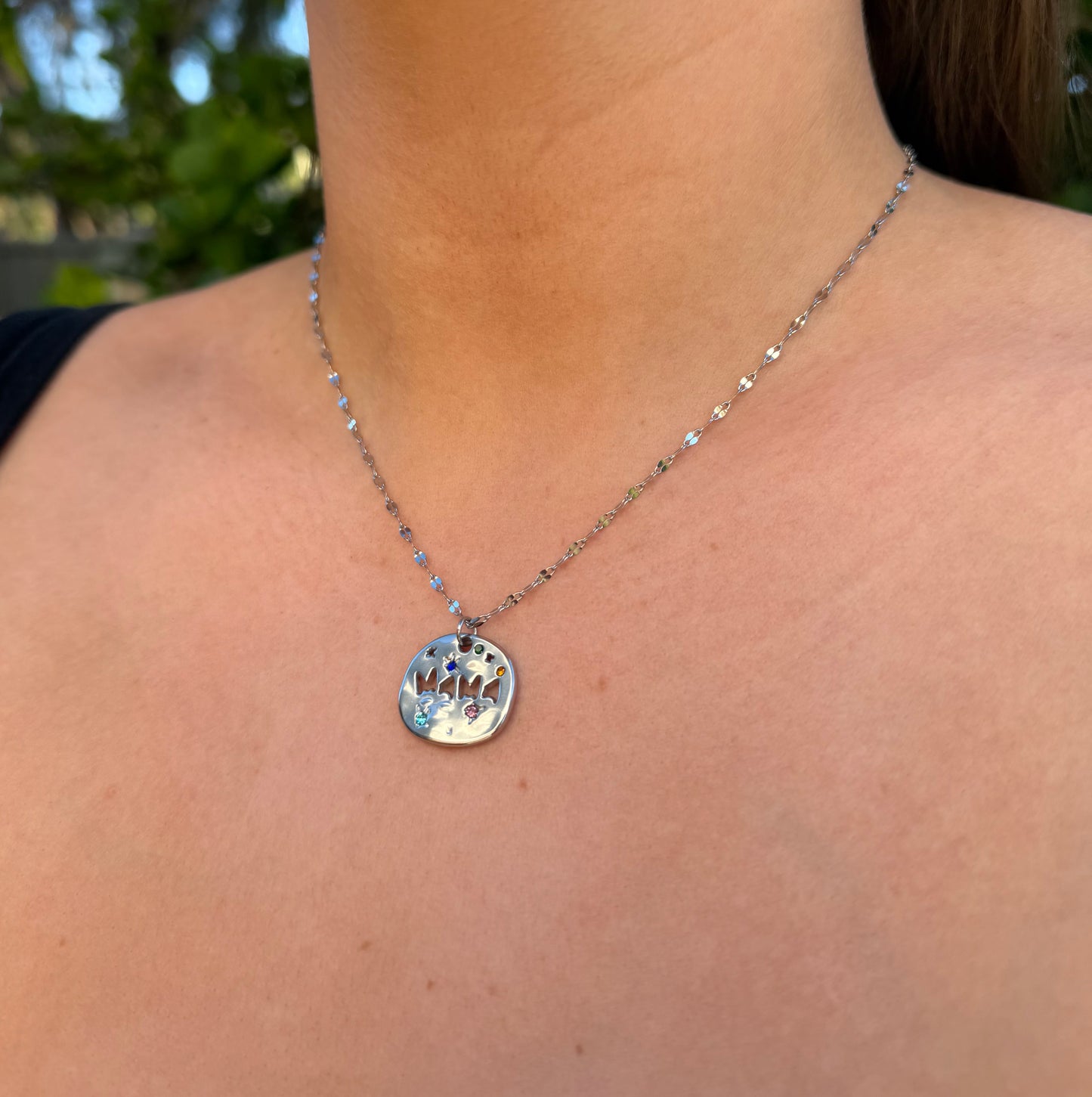 MAMA NECKLACE
